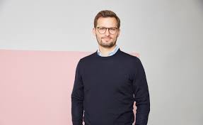 € ➤ * 24.08.1989 in bom sucesso do sul, brasilien. Mit Dem Girokonto Wollen Wir Keine Grossen Umsatze Machen Klarna Deutschlandchef Thomas Vagner Im Financefwd Podcast Financefwd