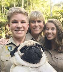 Nearly a decade after his son's death, steve irwin's father is furious at the cameraman who broke a pact i personally felt very sad and, to a degree, angry about what justin had to say, bob irwin said. Today Is Steve Irwin S Son S 14th Birthday He S Already An Award Winning Photographer And His Photos Show Why Bored Panda