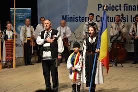 Muzeul national al unirii, biblioteca batthyaneum, teatrul de papusi, teatrul studentesc, centrul cultural augustin bena. Alba Iulia CopilÄƒria UneÈ™te Romania