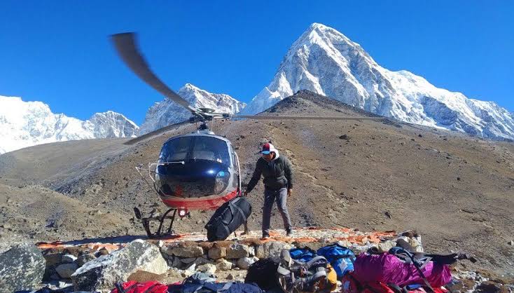 GorakShep to Lukla Helicopter Tour: Epic 1-Day Escape