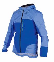 Test 2016 Regenjacken