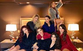 Al final de la tercera temporada de sin senos si hay paraíso hilda encontró a su exesposo y padre de sus hijos mayores, pero perdió a albeiro, quien sobre su participación en la cuarta temporada de sin senos si hay paraíso, martín karpan reveló que salvatore será del bando de los buenos. Serie El Final Del Paraiso 5 Datos Curiosos Que Tienes Que Saber Ahoramismo Com