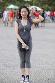 Tuy nhiên người đẹp trâm anh trách. Sá»'c Vá»›i Nhan Sáº¯c Tháº­t Cá»§a Tram Anh TrÆ°á»›c Khi Dao Keo GÆ°Æ¡ng Máº·t Báº§u BÄ©nh Va Vong 3 Lep Káº¹p