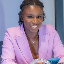 Norma Molla's Instagram, Twitter & Facebook