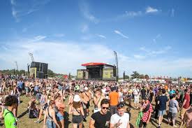 Reading festival 2021 is sold out! Police Safety Warning After Drones Spotted Over Reading Festival Berkshire Live