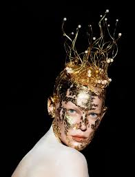 Pin By Milena Hallas On Headwear Masks Body Painting Metallic Bodies Artistry Makeup