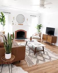 This Living Room Is Boho Minimalism At Its Finest In 2020 Living Room Scandinavian Mid Century Modern Living Room Living Room Inspo