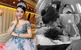 กลายเป็นประเด็นที่แฟน ๆ ต่างจับตา กรณีวงของหมอลำซิ่งซุปตาร์ แพรวพราว แสงทอง ที่มีสมาชิกลาออกจากวงไป. à¸š à¸™à¹€à¸— à¸‡ à¸«à¸¡à¸­à¸¥à¸³à¸ªà¸²à¸§ à¹à¸žà¸£à¸§à¸žà¸£à¸²à¸§ à¹à¸ªà¸‡à¸—à¸­à¸‡ à¸ª à¸à¹€à¸ª à¸¢à¹à¸¡ à¹à¸¡ à¹€à¸Š à¸²à¹€à¸ˆ à¸• 3 4 à¹à¸ªà¸™ à¸ª à¸‡à¸£à¸ž à¸¢ à¸­à¸Š à¸§ à¸•