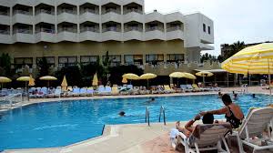 Tesis, havaalanına 70 km, kuşadası merkezine 12 km, şirince köyü 20 km, efes 6 km, barlar sokağına 12 km, otogara 12 km uzaklıktadır. Richmond Ephesus Resort Hotel Kusadasi Turkey Youtube