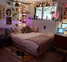 See more ideas about aesthetic art, vaporwave, cyberpunk aesthetic. Pin By Isidora Maria Espinosa Villar On B E D R O O M In 2020 Indie Room Chill Room Redecorate Bedroom