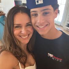 ⭐️Robyn's Birthday through the years⭐️ #15 (today!) #12 and #11. With her  birthday-sister and overall bestie. 💕 Happy Birthday to our precious  Robyn! Love you to the moon. 🎂💫 #birthdaygirl #15thbirthday #bestfriends #