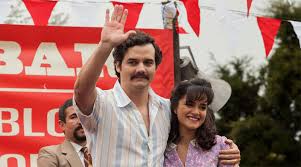 Gefällt 32.824 mal · 10 personen sprechen darüber. Narcos Review 1x03 Drogen Und Gewalt Die Welt Des Kolumbianischen Robin Hood Newsslash Com
