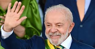 🧵 Brazil's president just schoolboarded Trump
