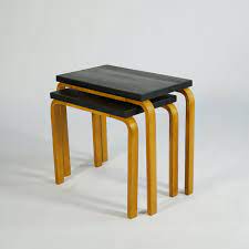 Place your plywood over a table or countertop. Vintage Birch Plywood Nesting Tables By Alvar Aalto For Artek 1950s Set Of 2 For Sale At Pamono