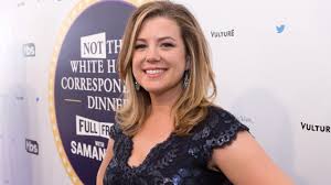Clarissa stands at a height of 5 ft 4 in (approx 1.6m). Cnn Gives Brianna Keilar Her Own Daily Show Promotes Clarissa Ward Hires Bloomberg Tv S Julia Chatterley Cnn Female News Anchors Cnn News