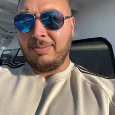 Restaurants open Christmas Eve?