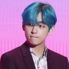 Singer v once wrote a letter to a young fan after he said that v. What Is Cholinergic Urticaria Find Out About The Skin Condition Bts Member V Has Teen Vogue