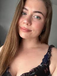 Hello. I saw one post about colour of Aura and I want to ask maybe someone  knows what colour is my Aura ? Thank u 🙏🏻 🥰