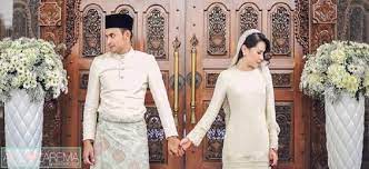 Maybe you would like to learn more about one of these? Sweet Dan Bersemut Ucapan Isteri Aidil Zafuan Bikin Netizen Cair Gosip Socmed Hiburan Trending Cari Infonet