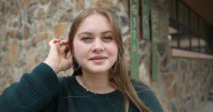 Culinary commitment: Flagstaff High School senior graduates with $90,000  scholarship