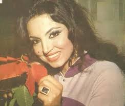 لمعلوماتك .... أول من أطلق فكرة الخصخصة ( بيع القطاع العام للقطاع الخاص )  هي سميرة توفيق عندما غنّت ( بيع الجمل يا علي ..واشتري مهرٍ إلي ) بالمناسبة  هذه هي