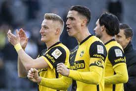 Daheim wird gewonnen, auswärts unentschieden gespielt. Fussball Yb Besiegt Fcb Und Liegt Zehn Punkte Hinter Dem Fcz