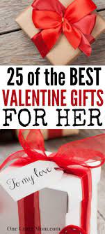 Do explore the collection of valentine gifts for her india, such as valentine flowers, valentine chocolate, valentine cake, valentine teddy, handbags, watches, perfume, gift hampers, natural plant, and many more. Over 25 Valentine S Day Gifts For Her On A Budget The Best Gift Ideas