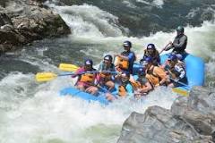 How Many Rafters Can Fit in a Raft?