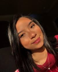 Ashley Vences's Instagram, Twitter & Facebook