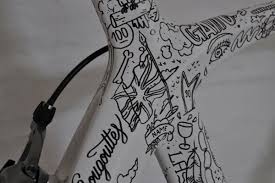 Black And White Bike Frame Illustrator Doodles On White Bicycle With Black Permanent Markers Designtaxi Com Bicycle Art White Bicycles Bicycle Painting