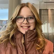 Caitlin Galligan's Instagram, Twitter & Facebook