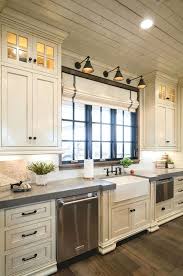 Modern Farmhouse Kitchens For Gorgeous Fixer Upper Style Kitchen Cabinets Decor Diy Kitchen Remodel Farmhouse Kitchen Design