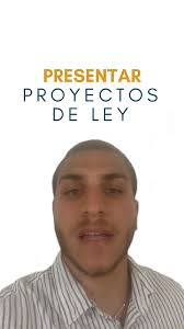 Esta noche queremos presentarte al Dr. José Franceschini Carlo🥼🩺, un  destacado profesional médico, defensor apasionado de la salud mental y una  valiosa voz en nuestra organización, #SomosMás. El Dr. Franceschini, con su