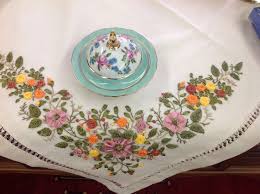 Porselen Bezeme Lokumluk El Dekoru Kurdele Nakisi Ortu Ribbon Embroidery Embroidery Porcelain