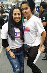 Mco forces court to delay proceedings with two witnesses testifying to date. 6 Foto Paling Hot Anak Perempuan Ds Ahmad Zahid Yang Bergaduh Sakan Dengan Amran Fans Laman Gosip Dan Informasi Terkini