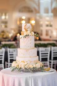 We did not find results for: White And Gold Cake Wedding Novocom Top