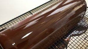Glacage Miroir Au Chocolat Sans Glucose Ni Lait Concentre Glacage Miroir Chocolat Miroir Chocolat Glacage Miroir