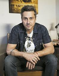 O mês de agosto é dedicado a. Ator Alexandre Nero Vivera Portador De Esclerose Multipla Em Novela Saiba Mais Sobre A Doenca Jornal Correio