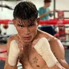 Aaron Silva's Instagram, Twitter & Facebook