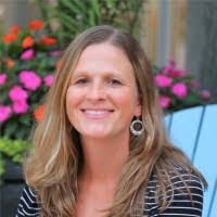 Kimberly Crosson's Instagram, Twitter & Facebook