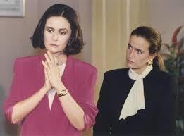 Το συνολικό άθροισμα λεπτών που έχω δει κι από τις δύο λάμψη ο στέφανος τριαντάφυλλος. H Lampsh Toy Nikoy Fwskoloy My Selvi