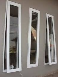 Sehingga saat butuh ventilasi, cukup awning window yang berukuran kecil saja yang dibuka. Model Jendela Rumah Minimalis Jendela Rumah Minimalis Rumah