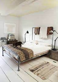 Looking to spruce up your bedroom? 24 Ways In Which You Can Style Up Your Bedroom For Free