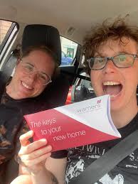 Rebs Curtis-Moss (@rebs_curtismoss)