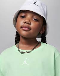 jordan essentials short set violet frost JORDAN 35A805 E2E