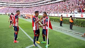 Suscríbete al newsletter de chivas. Las Chivas Triunfan En Casa Y Se Cuelan A Las Semifinales Al Vencer Al Atlas Deportes El Pais