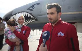Maybe you would like to learn more about one of these? Selcuk Bayraktar Esi Kardesleri Kimdir Aslen Nereli