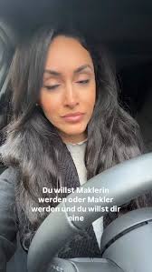 Warum habe ich mich für Love is Blind entschieden? Nach Ewigkeiten im  "Single -Jungle", x oberflächlichen Dates und Enttäuschungen, -"ich habe  fertig". Einen Menschen an seiner Seite haben