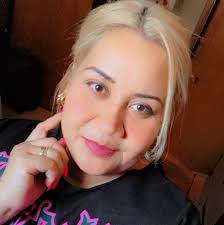 Ofa atu hoku kii tokoua siisii! Taahine angalelei lahi, Ne Ongo e faingataa  e hala fononga nake kei tuu pe koe poupou mo hoku tokoni ofi taha. Ikai ke  ngalo ho fofonga