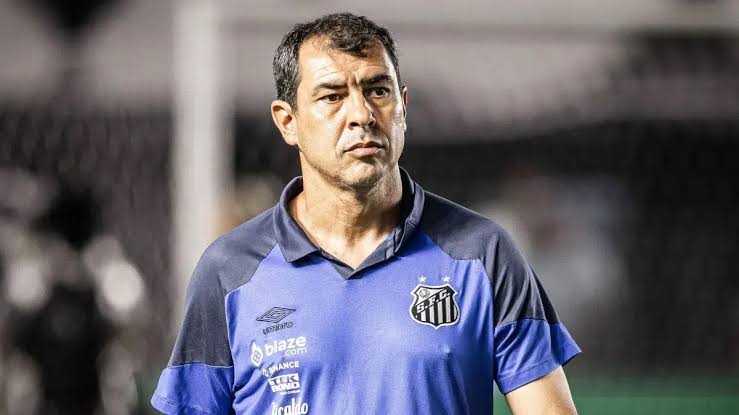 Carille quer levar dois jogadores do Santos para o Vasco